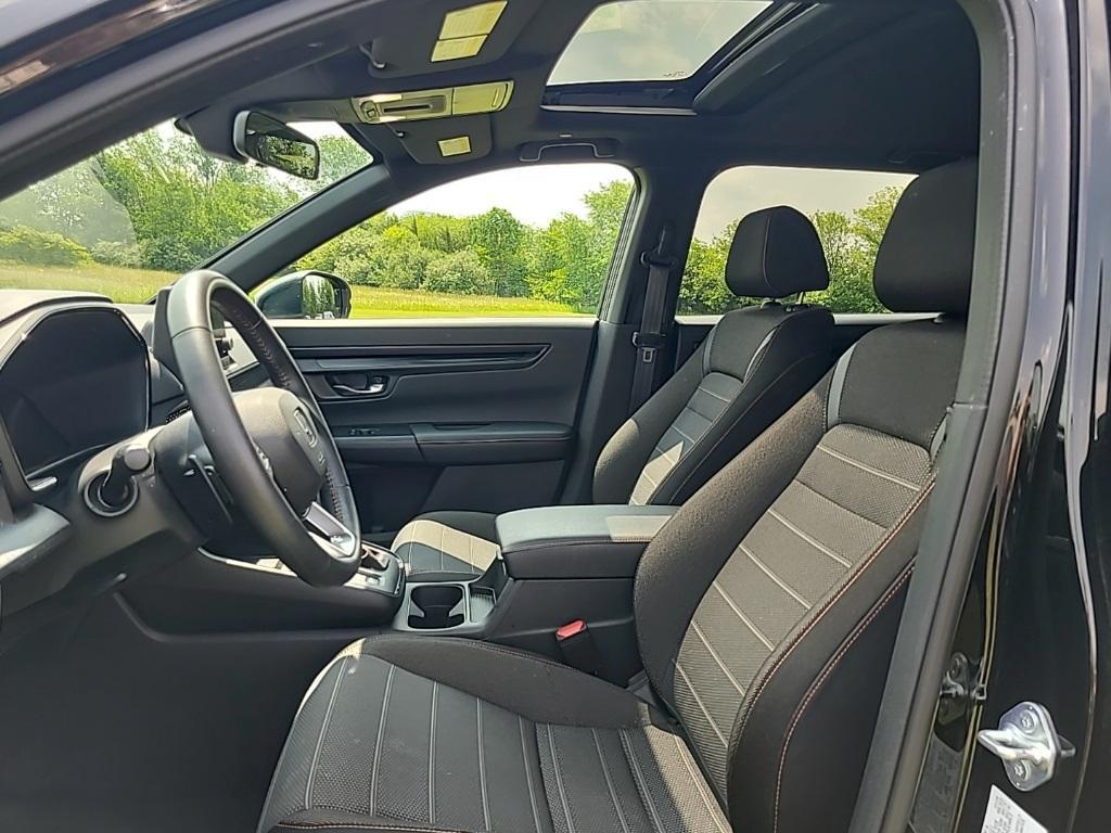 used 2024 Honda CR-V Hybrid car, priced at $33,998