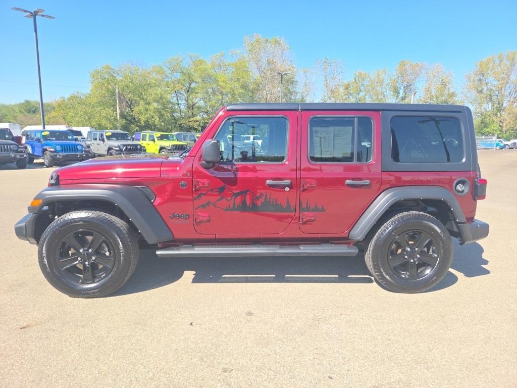 used 2022 Jeep Wrangler Unlimited car, priced at $29,900