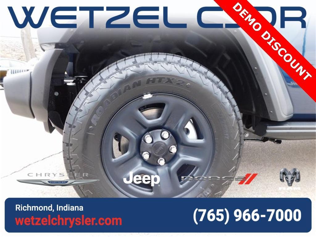 new 2025 Jeep Wrangler car, priced at $41,495