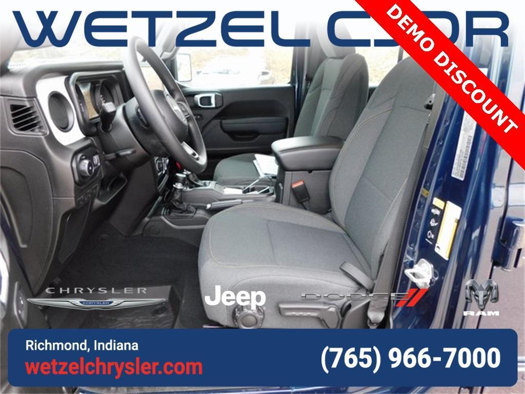 new 2025 Jeep Wrangler car, priced at $41,495