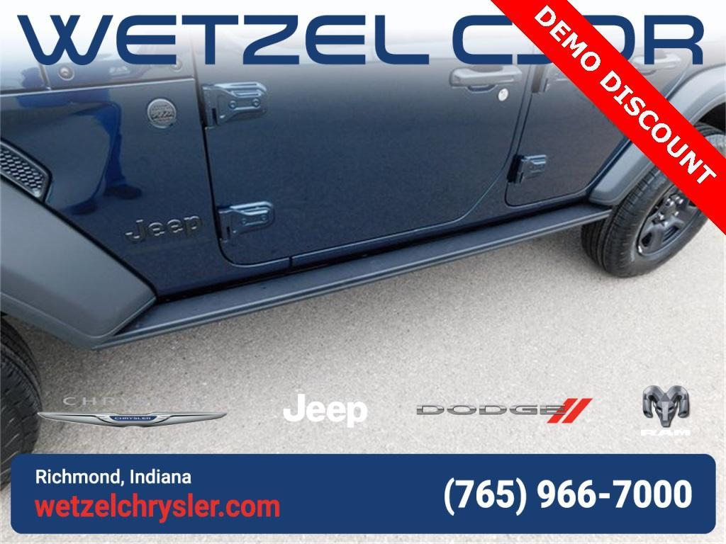 new 2025 Jeep Wrangler car, priced at $41,495