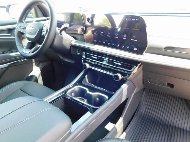 new 2025 Chevrolet Traverse car, priced at $46,060
