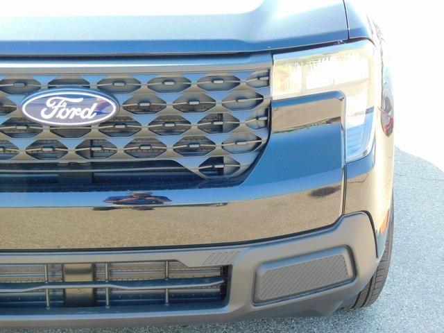 new 2025 Ford Maverick car, priced at $29,381