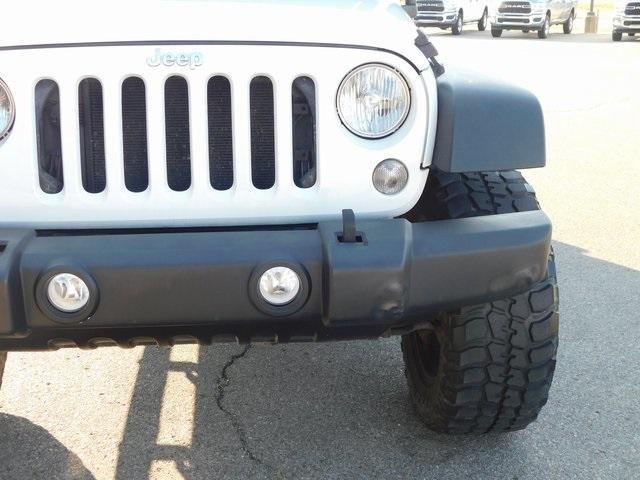 used 2015 Jeep Wrangler Unlimited car, priced at $16,995