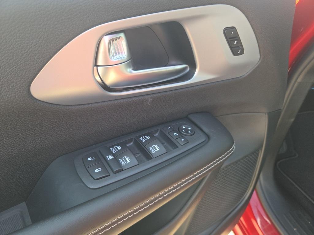 new 2026 Chrysler Pacifica car, priced at $45,254