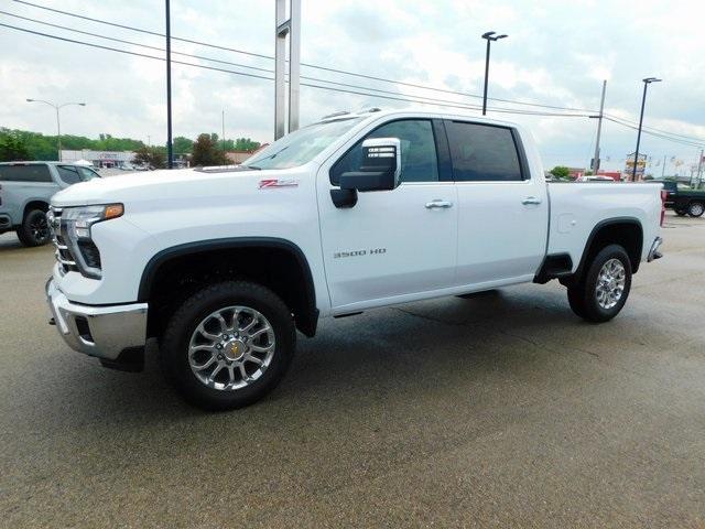 new 2025 Chevrolet Silverado 3500 car, priced at $73,560