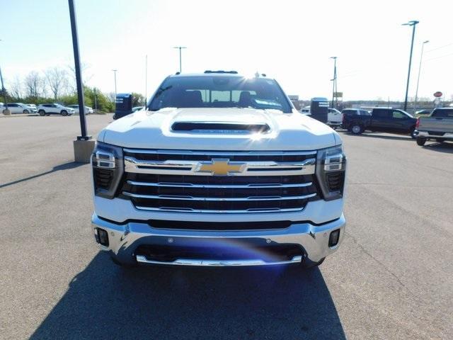 new 2025 Chevrolet Silverado 3500 car, priced at $73,560