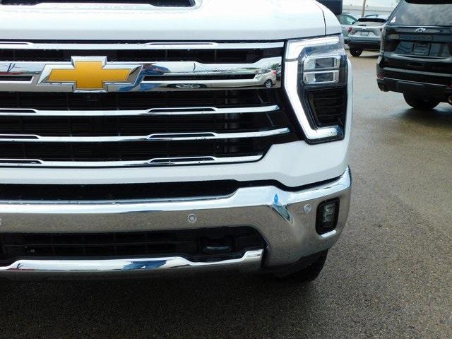 new 2025 Chevrolet Silverado 3500 car, priced at $73,560