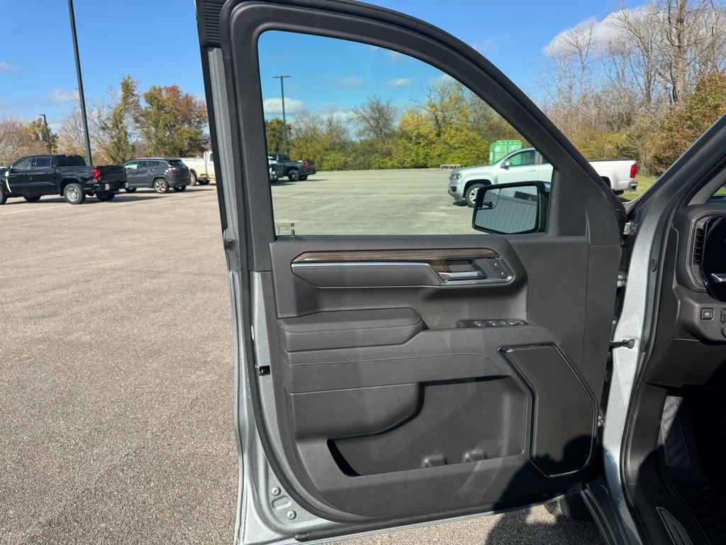 new 2025 Chevrolet Silverado 1500 car, priced at $54,395