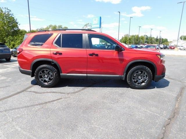 new 2025 Honda Pilot car, priced at $49,980