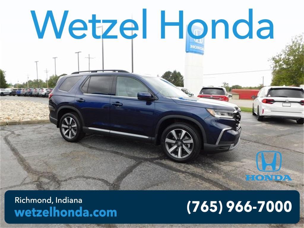 new 2025 Honda Pilot car, priced at $48,995