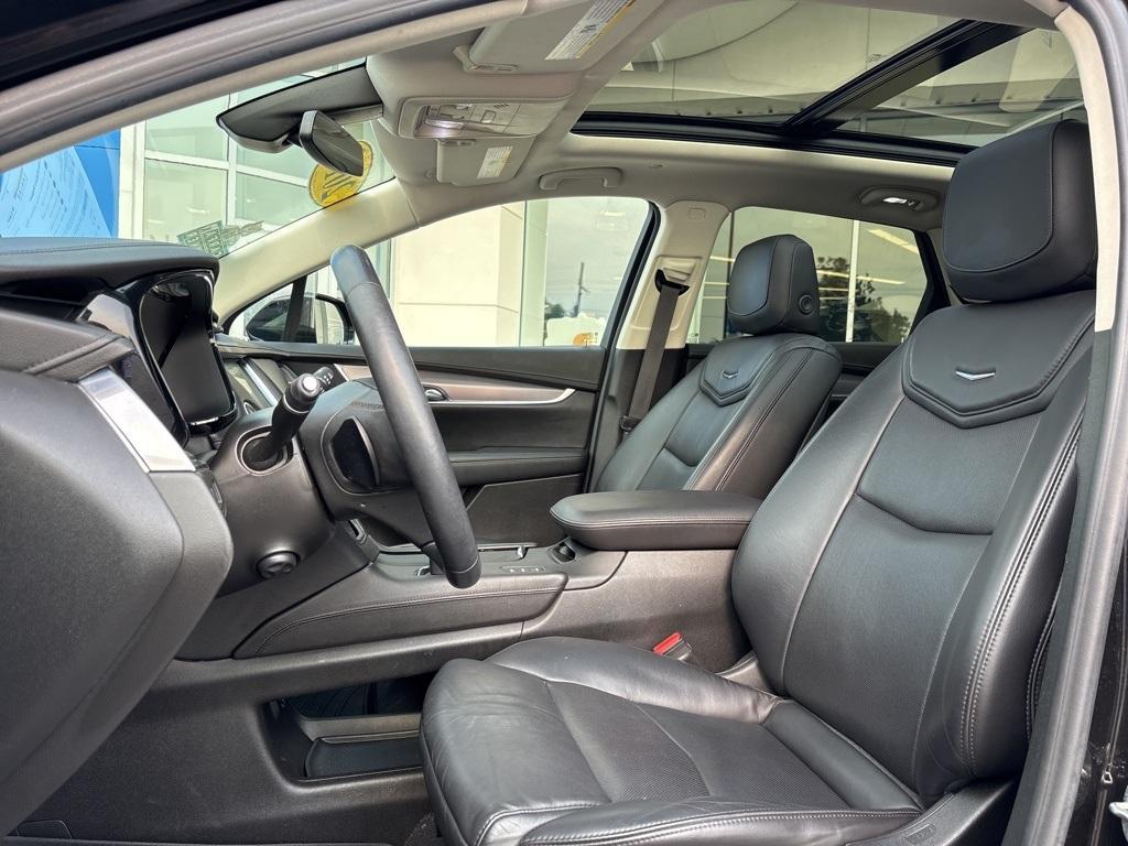 used 2018 Cadillac XT5 car, priced at $23,499