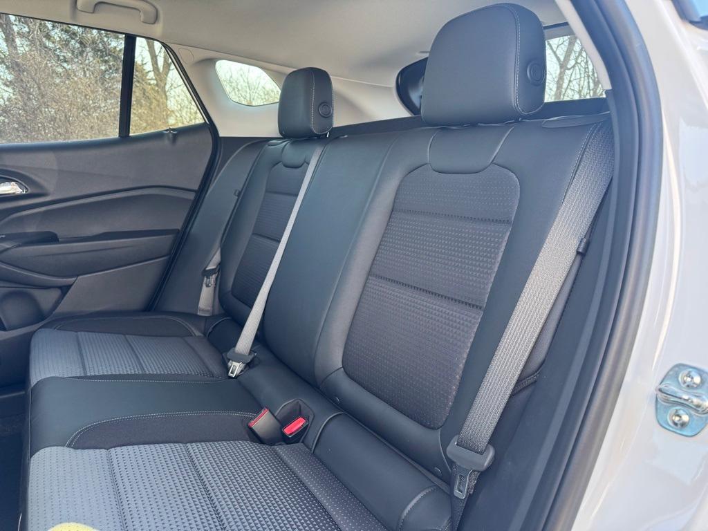 new 2025 Chevrolet Trax car, priced at $25,425