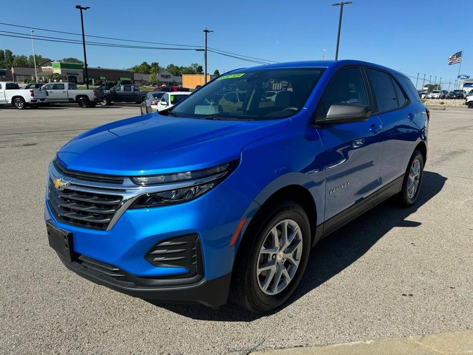 new 2024 Chevrolet Equinox car, priced at $30,075