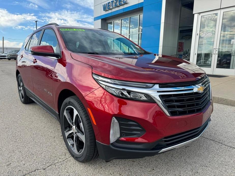 new 2024 Chevrolet Equinox car, priced at $33,598