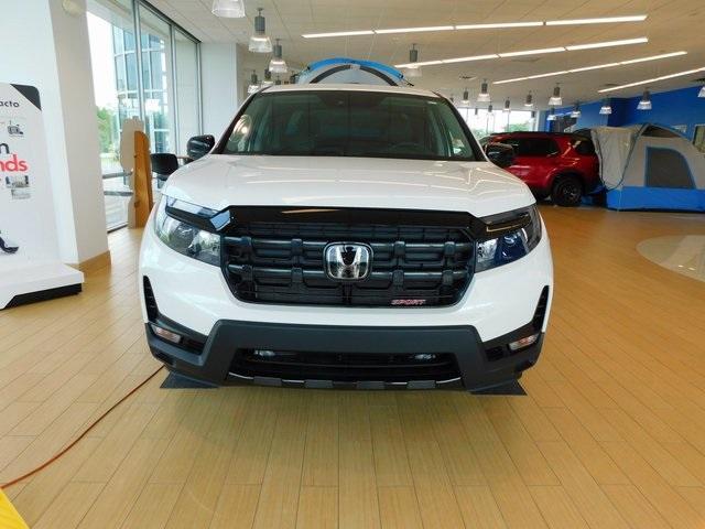 new 2025 Honda Ridgeline car, priced at $40,375