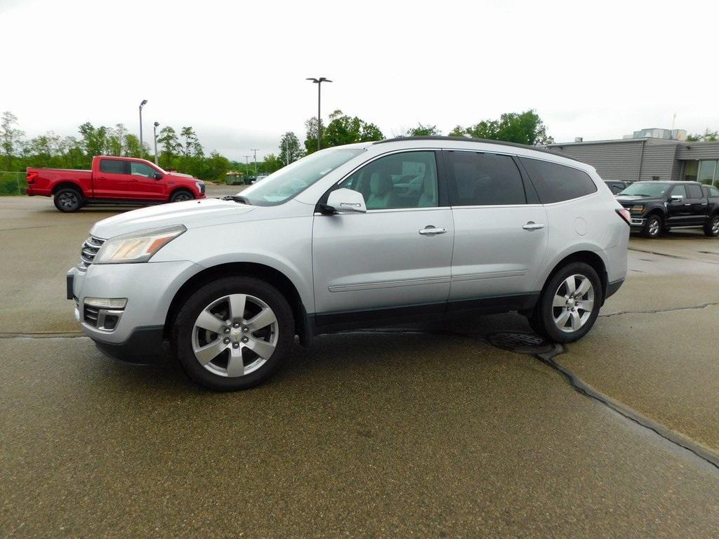 used 2015 Chevrolet Traverse car, priced at $15,995