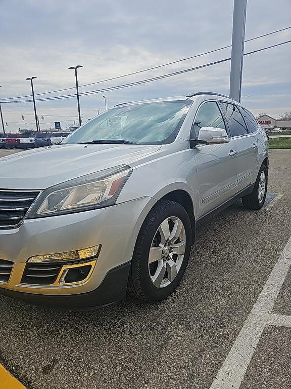 used 2015 Chevrolet Traverse car, priced at $16,999