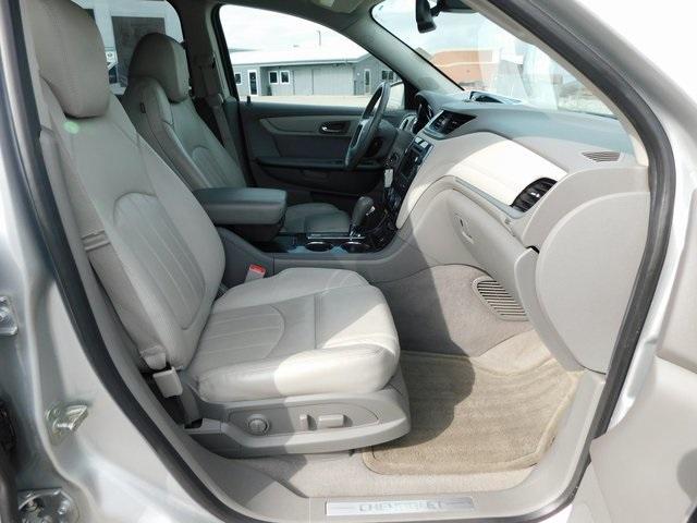 used 2015 Chevrolet Traverse car, priced at $15,995