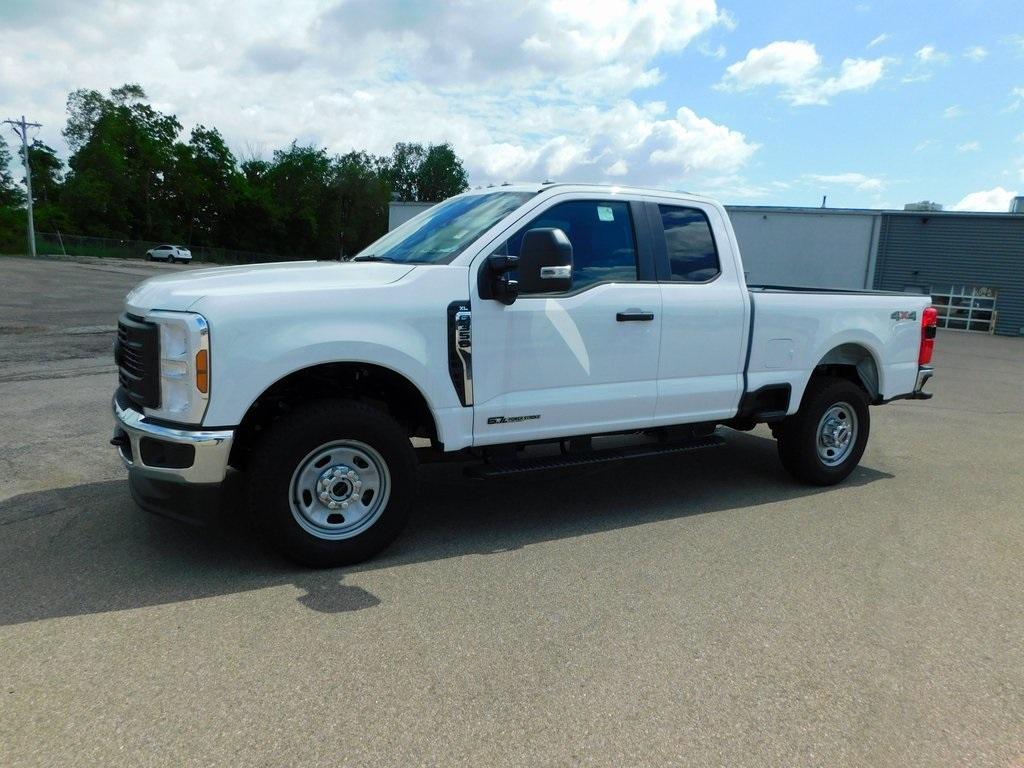 new 2024 Ford F-350 car, priced at $58,737