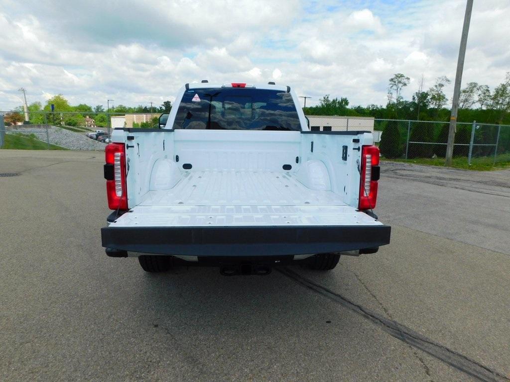 new 2024 Ford F-350 car, priced at $58,737