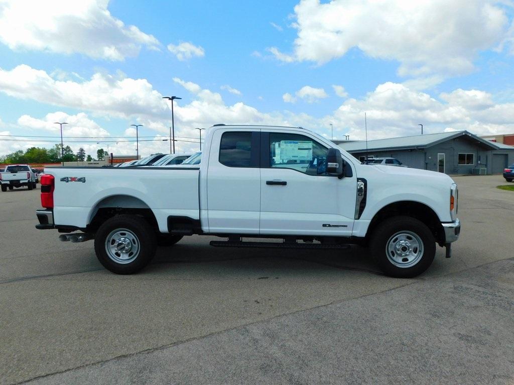 new 2024 Ford F-350 car, priced at $58,737