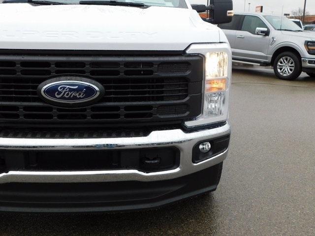 new 2024 Ford F-350 car, priced at $60,999