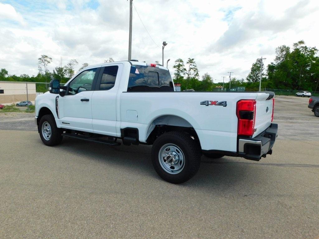 new 2024 Ford F-350 car, priced at $58,737
