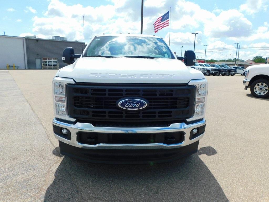 new 2024 Ford F-350 car, priced at $58,737