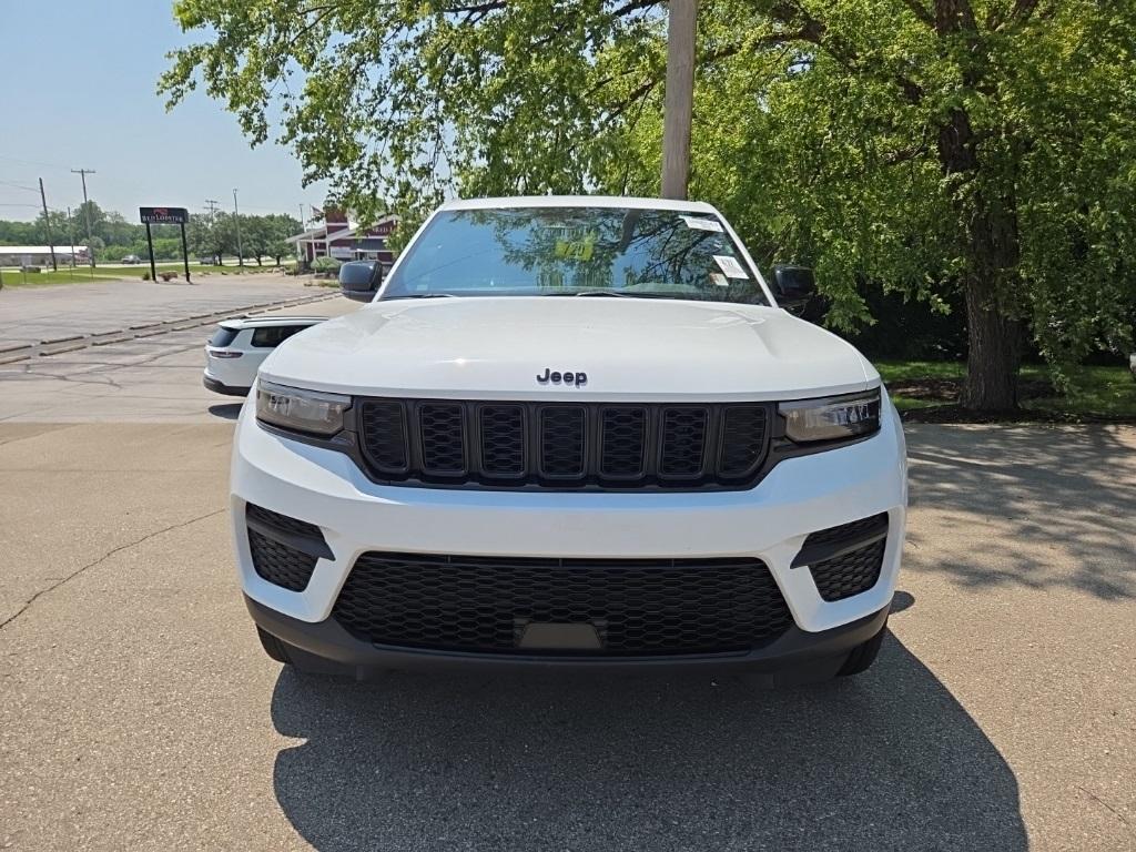 used 2024 Jeep Grand Cherokee car, priced at $36,995