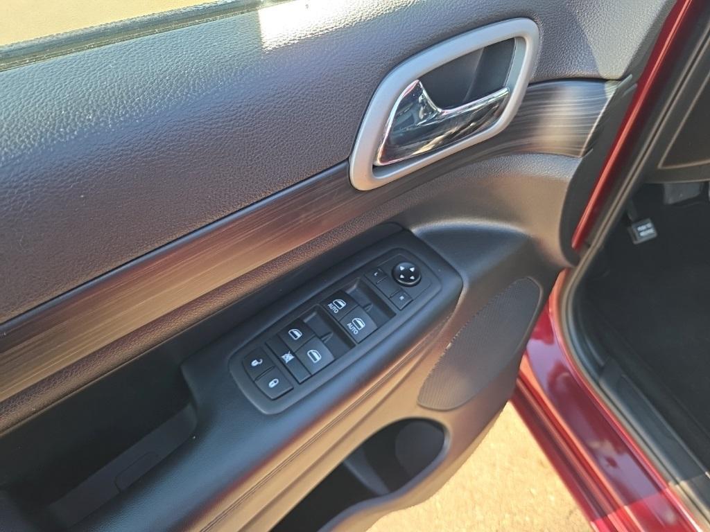 used 2021 Jeep Grand Cherokee car, priced at $26,995