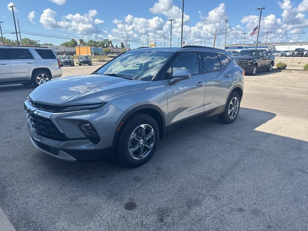 used 2024 Chevrolet Blazer car, priced at $31,999