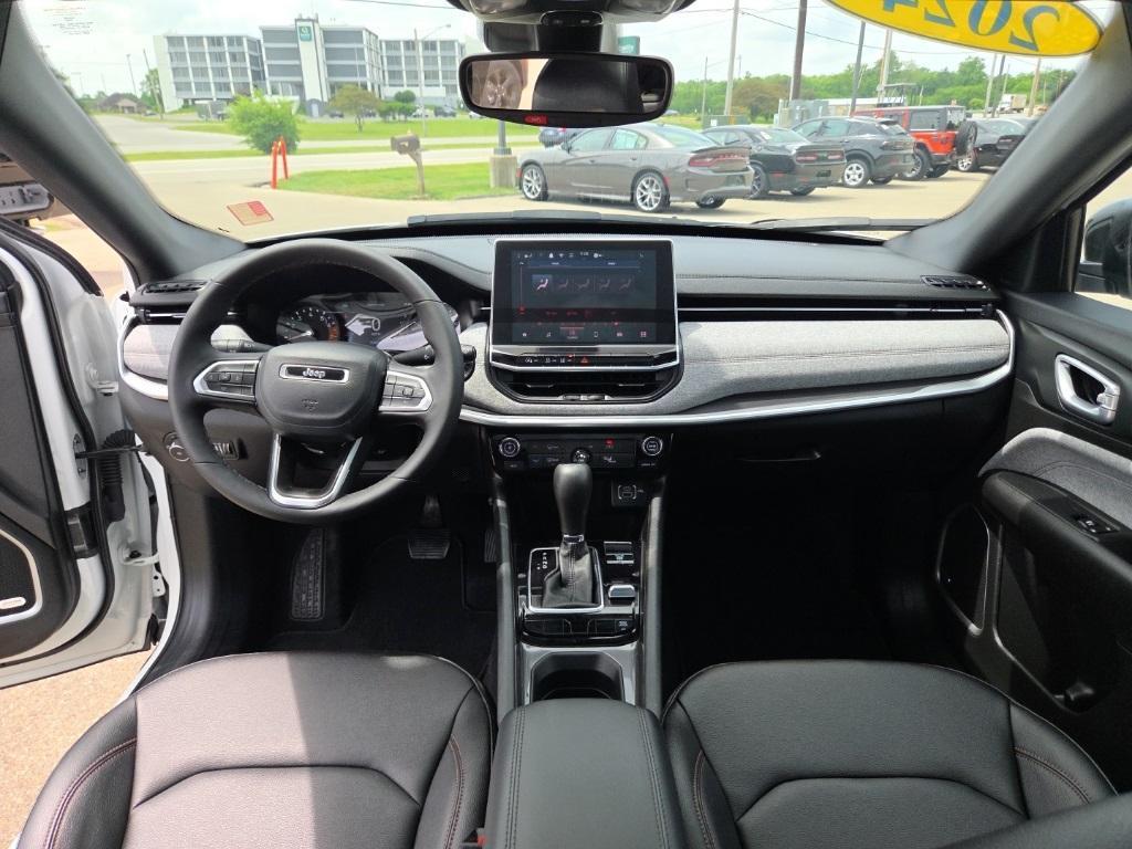 used 2024 Jeep Compass car, priced at $27,998