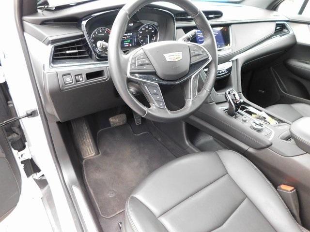 used 2022 Cadillac XT5 car, priced at $31,488