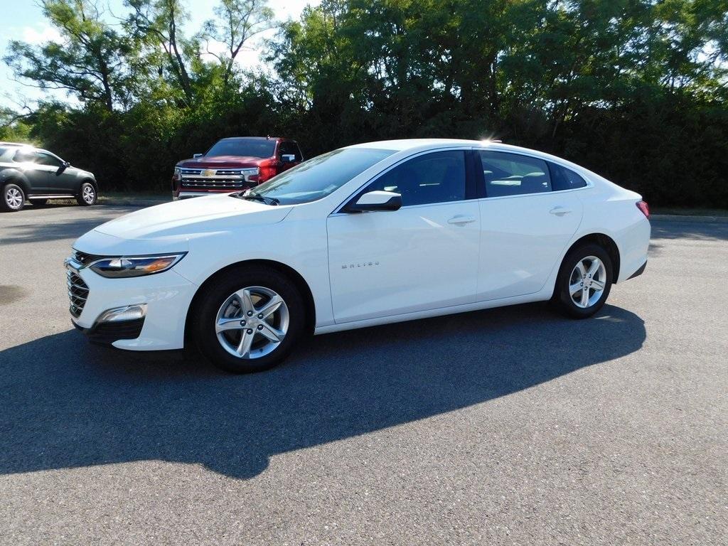 used 2024 Chevrolet Malibu car, priced at $23,000