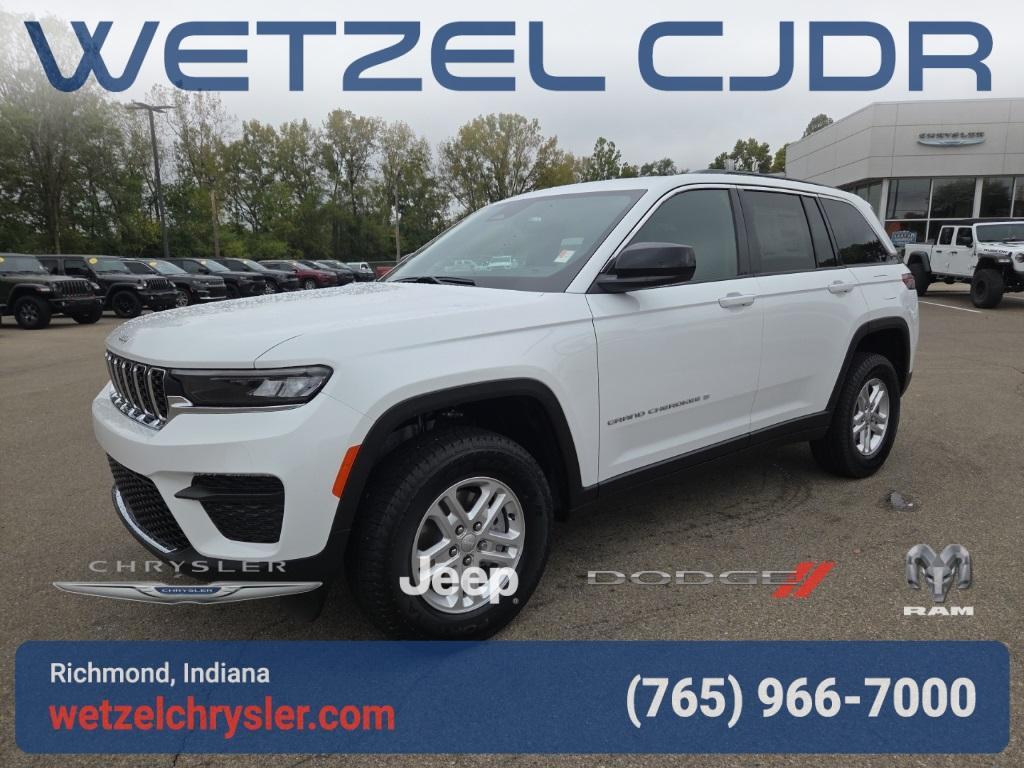 new 2025 Jeep Grand Cherokee car, priced at $35,995