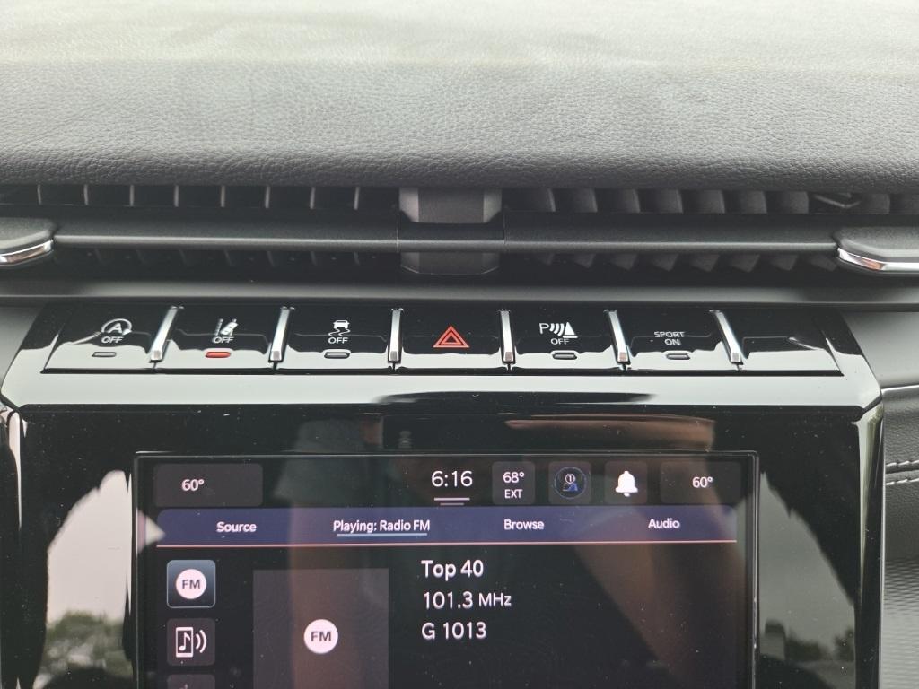 new 2025 Jeep Grand Cherokee car, priced at $35,995