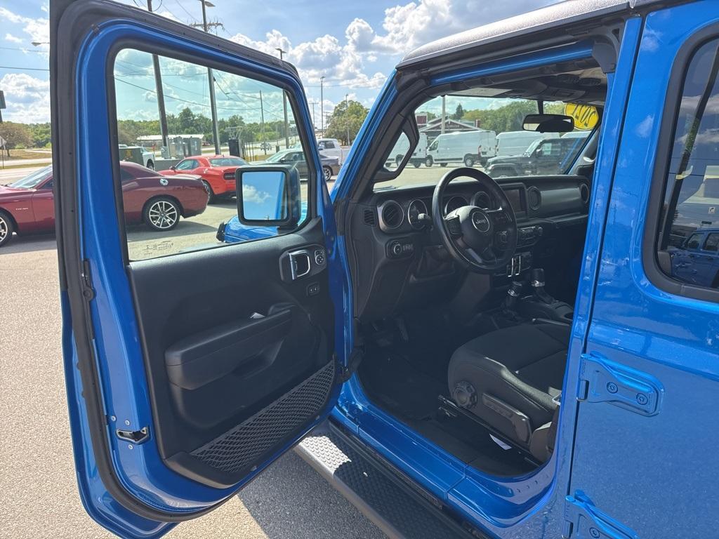 used 2021 Jeep Wrangler Unlimited car, priced at $30,000