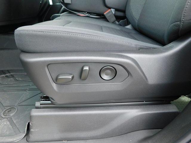 new 2025 Chevrolet Silverado 1500 car, priced at $53,915