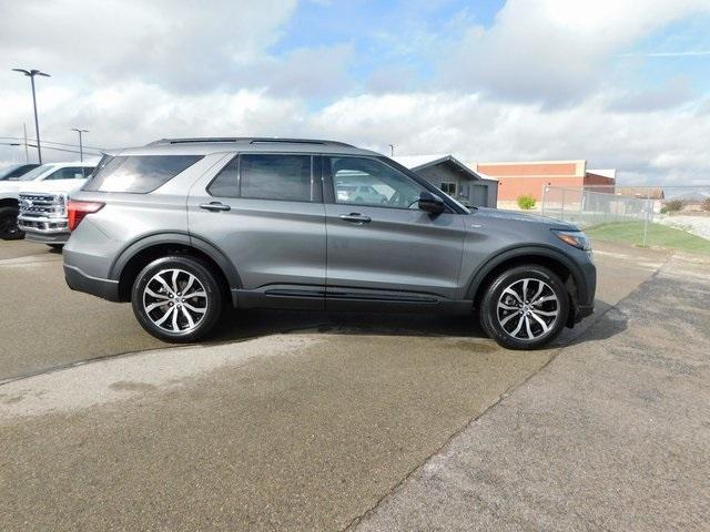 new 2025 Ford Explorer car, priced at $48,590