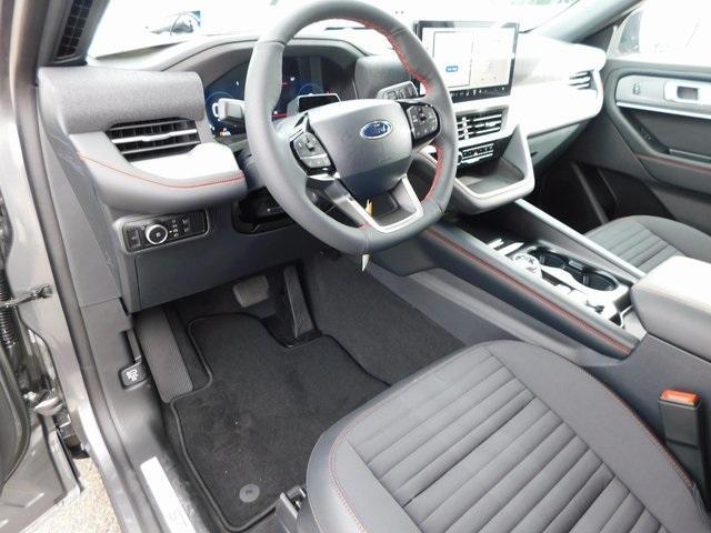 new 2025 Ford Explorer car, priced at $48,590