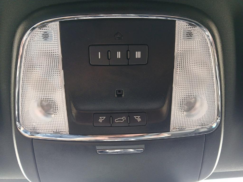 used 2020 Jeep Grand Cherokee car, priced at $28,478