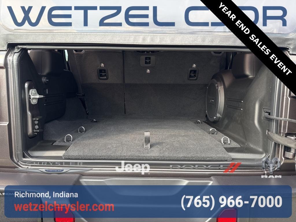 new 2025 Jeep Wrangler car, priced at $45,995