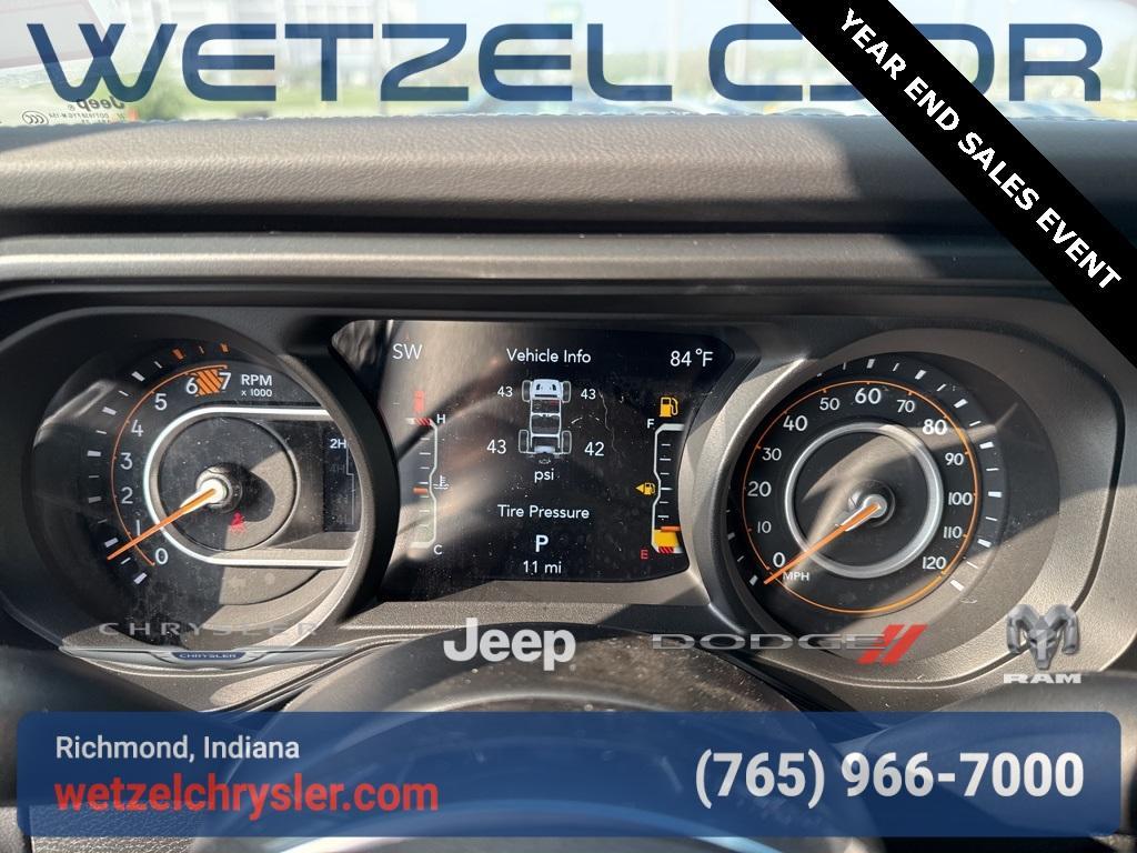 new 2025 Jeep Wrangler car, priced at $45,995