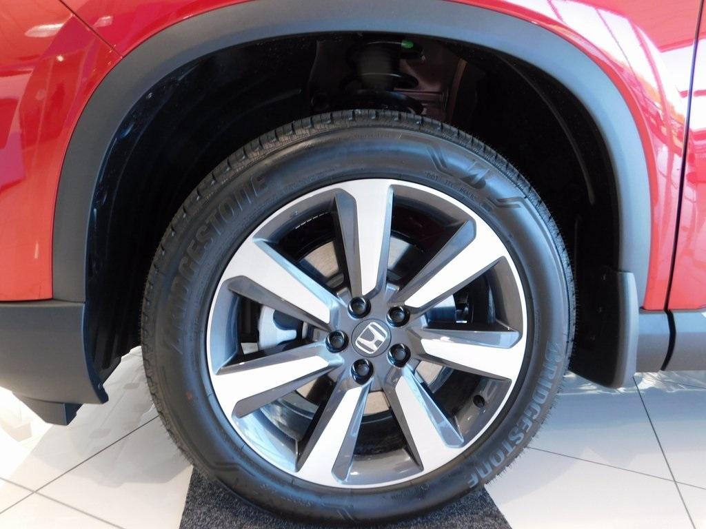 new 2025 Honda Pilot car, priced at $48,803
