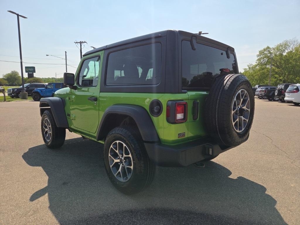 new 2025 Jeep Wrangler car, priced at $37,837