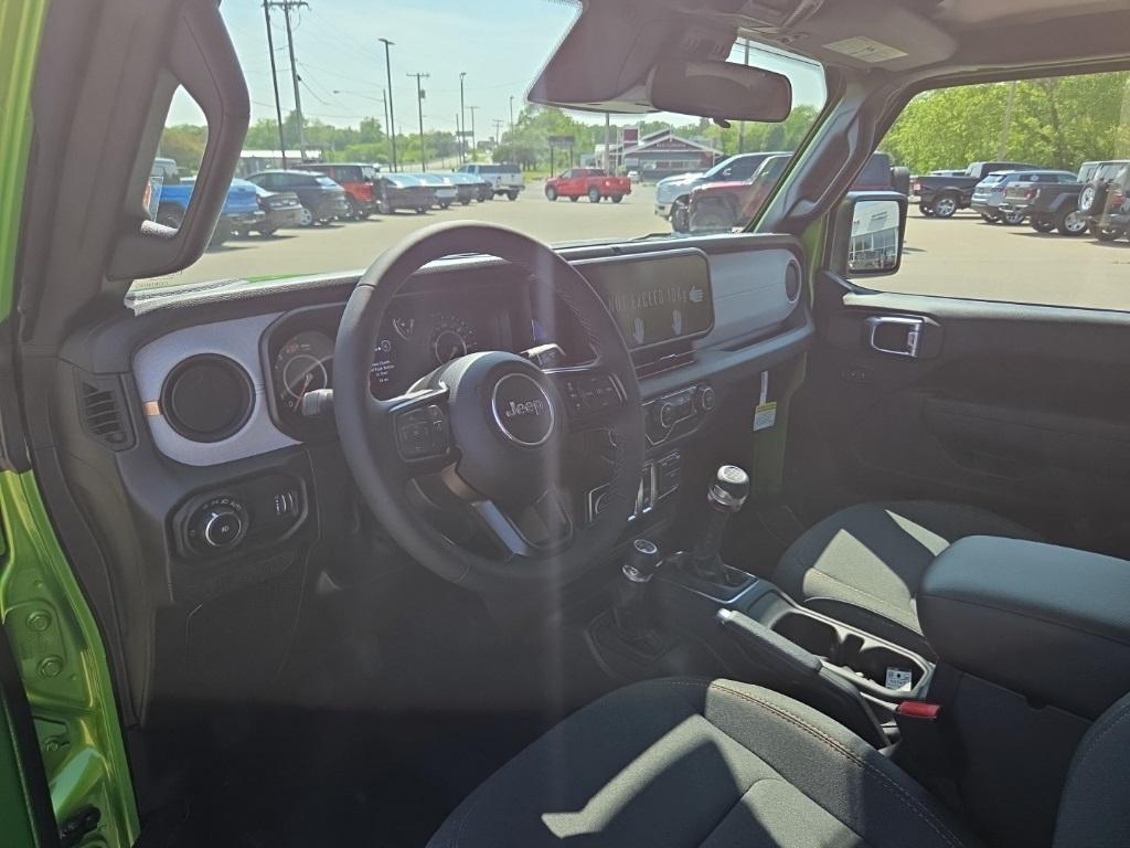 new 2025 Jeep Wrangler car, priced at $37,837