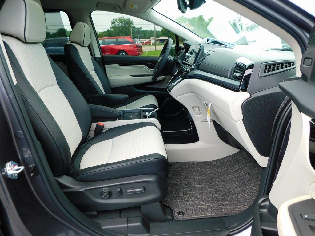 new 2026 Honda Odyssey car, priced at $51,406