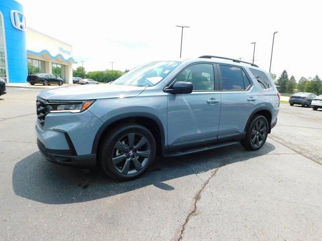 new 2025 Honda Pilot car, priced at $42,988