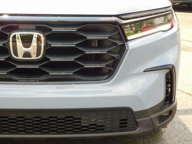 new 2025 Honda Pilot car, priced at $42,988